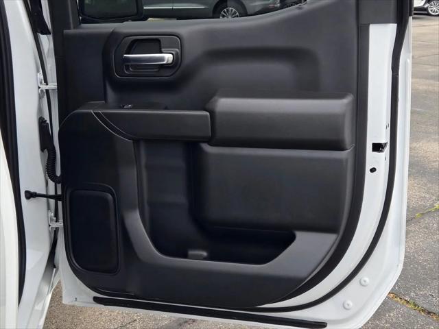 2026 GMC Sierra 1500 Crew Cab, Short Bed, Pro, 4WD