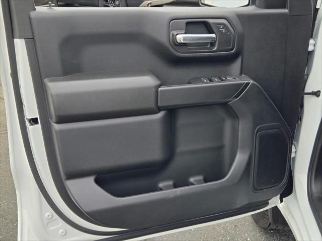2026 GMC Sierra 1500 Crew Cab, Short Bed, Pro, 4WD
