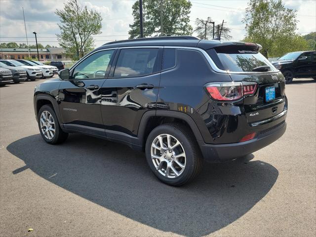 2024 Jeep Compass Latitude Lux FWD 2024 Jeep Compass Latitude Lux FWD