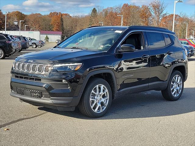 2024 Jeep Compass Latitude Lux FWD