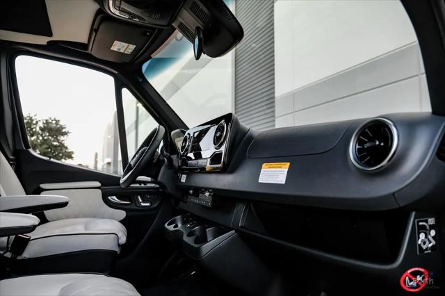 2023 Mercedes-Benz Sprinter 3500XD High Roof 4-Cyl Diesel HO