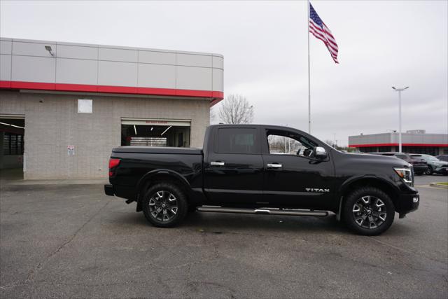 2022 Nissan TITAN Crew Cab Platinum Reserve 4x4