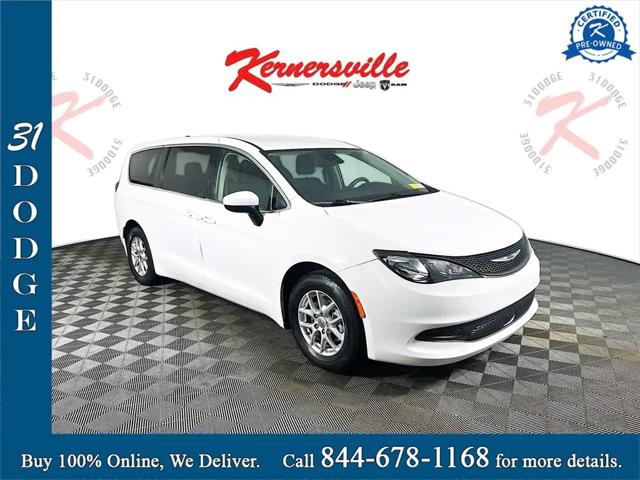 2023 Chrysler Voyager LX