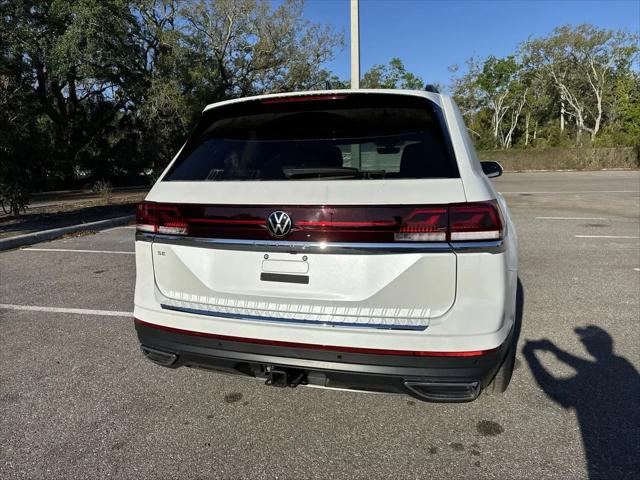 2026 Volkswagen Atlas SE with Technology