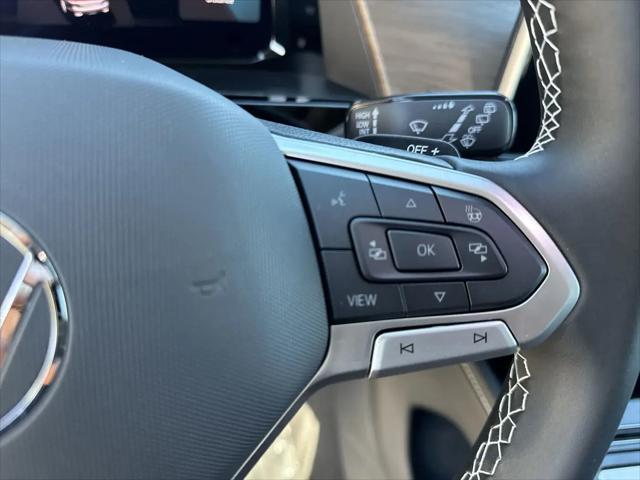 2026 Volkswagen Atlas SE with Technology