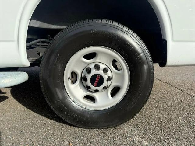 2024 GMC Savana Cargo RWD 2500 Regular Wheelbase Work Van