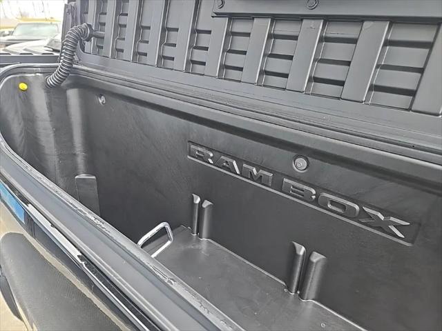 2026 Ram 1500 Limited Crew Cab 4x4 5'7" Box