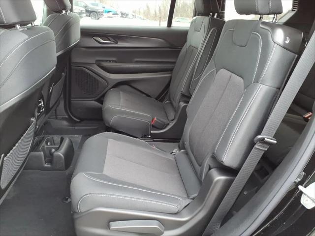 2026 Jeep Grand Cherokee L Altitude 4x4