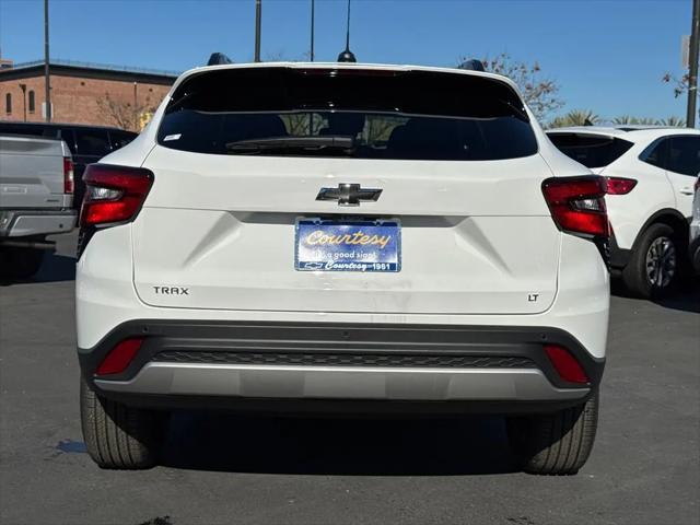 2026 Chevrolet Trax FWD LT