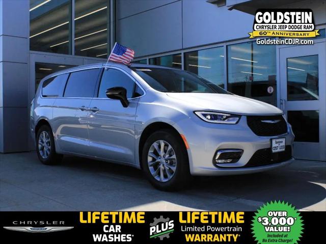 2026 Chrysler Pacifica Select AWD for sale in Latham, NY