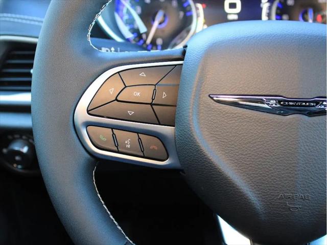 2026 Chrysler Pacifica Select AWD