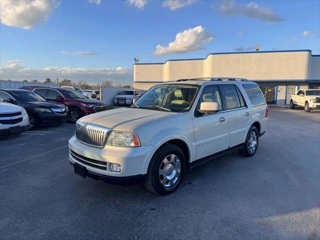 2005 Lincoln Navigator Luxury for sale in Pasadena, TX