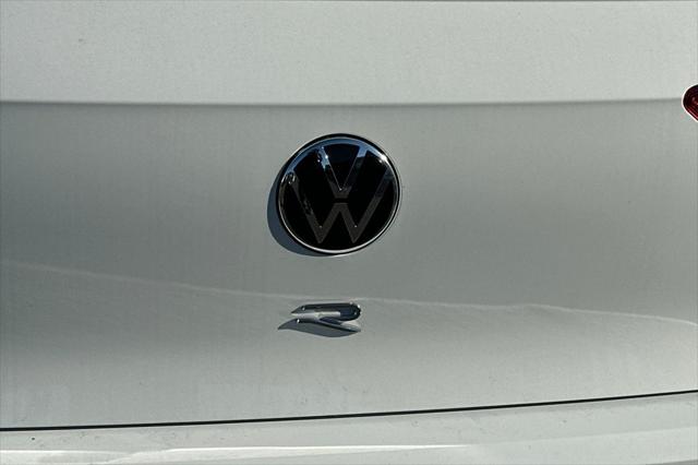 2026 Volkswagen Golf R 2.0T