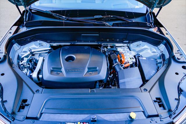 2026 Volvo XC90 Plug-In Hybrid Ultra, T8 AWD, Electric/Gasoline, Bright, 7 Seats