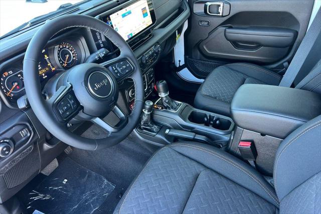 2026 Jeep Gladiator Sport