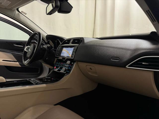 2018 Jaguar XE 25t Prestige