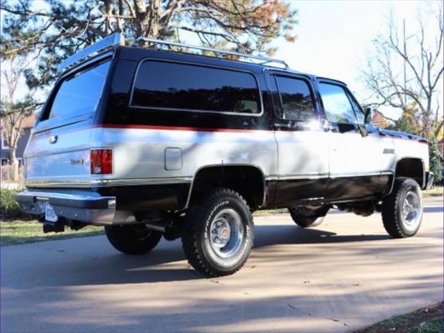1985 GMC Suburban K1500 4dr 4WD SUV