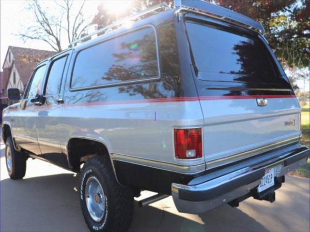1985 GMC Suburban K1500 4dr 4WD SUV