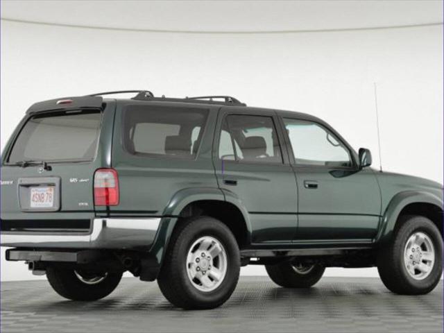 2000 Toyota 4Runner SR5 4dr 4WD SUV