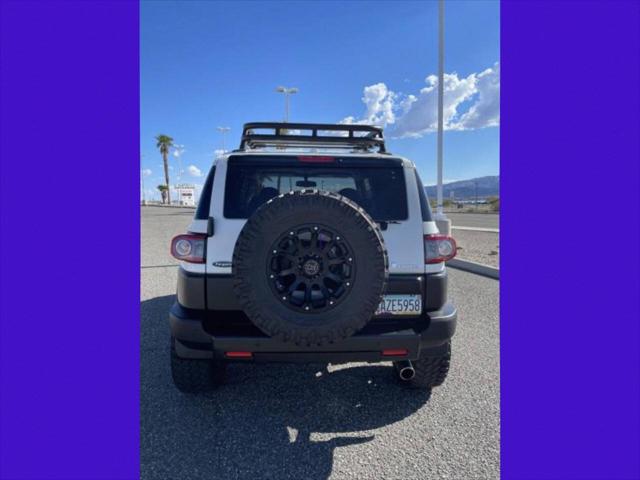 2012 Toyota FJ Cruiser Base 4x4 4dr SUV 5A