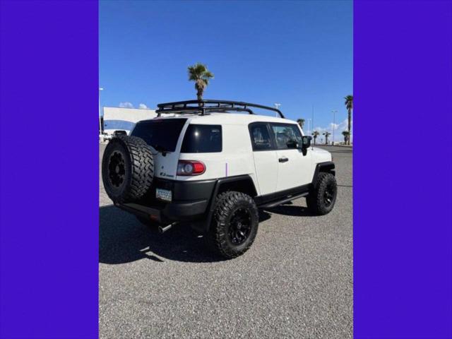 2012 Toyota FJ Cruiser Base 4x4 4dr SUV 5A