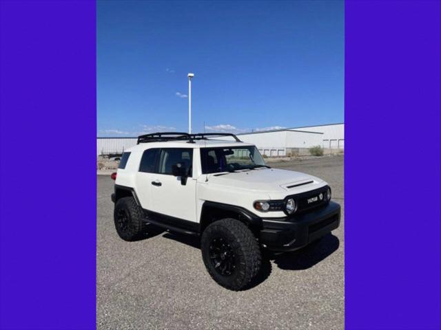 2012 Toyota FJ Cruiser Base 4x4 4dr SUV 5A