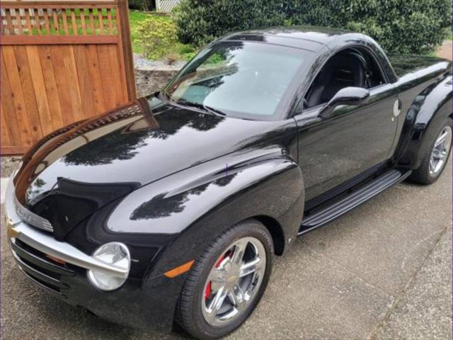 2006 Chevrolet SSR Base 2dr Regular Cab Convertible SB