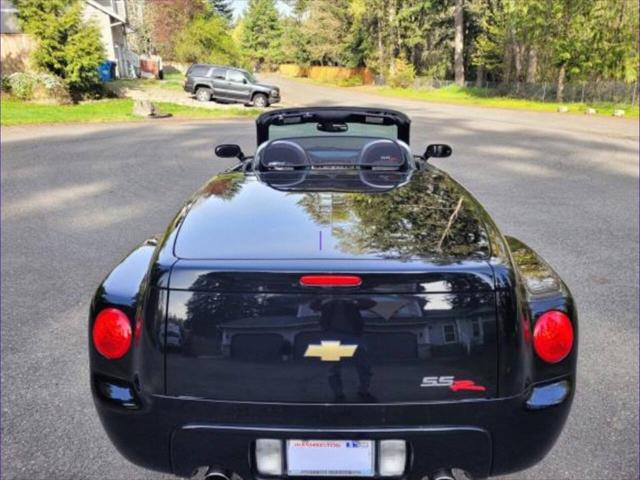 2006 Chevrolet SSR Base 2dr Regular Cab Convertible SB