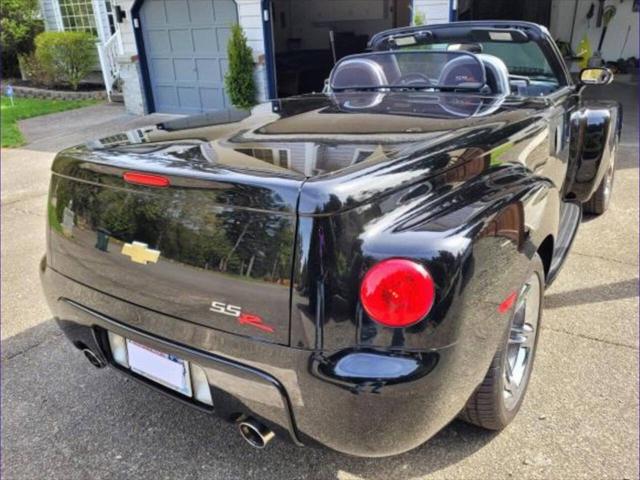 2006 Chevrolet SSR Base 2dr Regular Cab Convertible SB