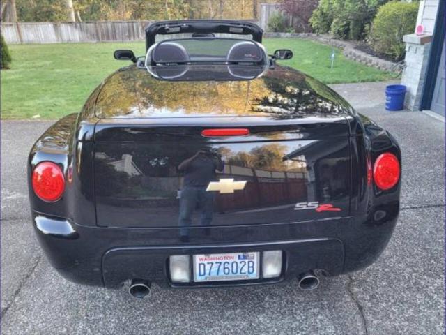 2006 Chevrolet SSR Base 2dr Regular Cab Convertible SB