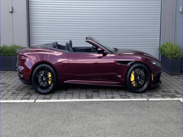 2022 Aston Martin DBS Superleggera Volante