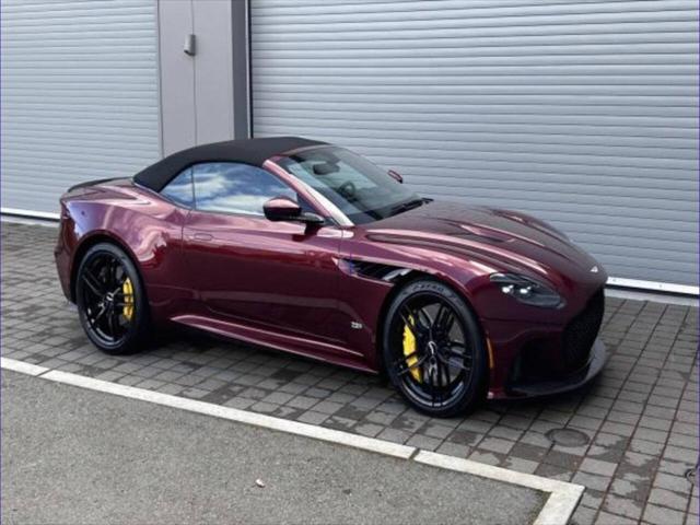2022 Aston Martin DBS Superleggera Volante