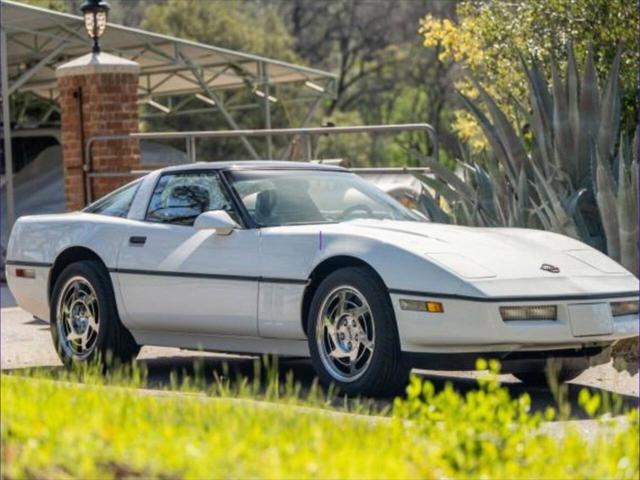 1990 Chevrolet Corvette ZR1 2dr Hatchback