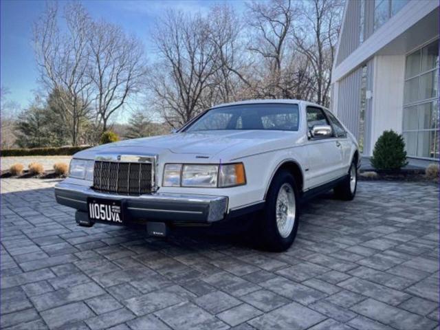 1990 Lincoln Mark VII LSC 2dr Coupe
