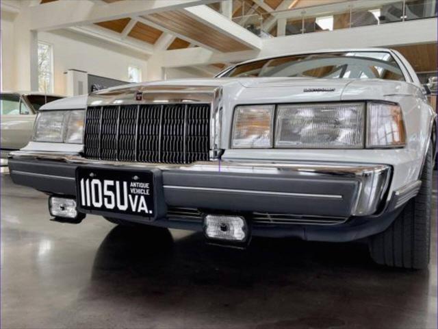1990 Lincoln Mark VII LSC 2dr Coupe