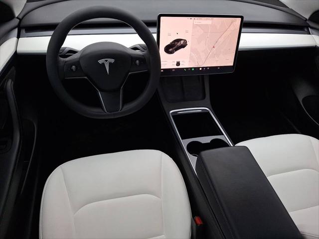 2022 Tesla Model 3 Rear-Wheel Drive