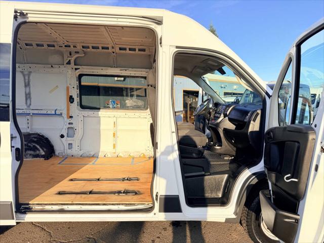 2018 Ram ProMaster 2500 Cargo Van High Roof 136" WB