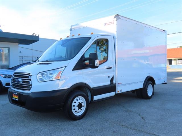 2019 Ford Transit Cutaway 350 HD Box