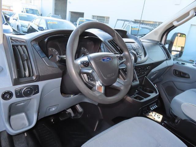 2019 Ford Transit Cutaway 350 HD Box