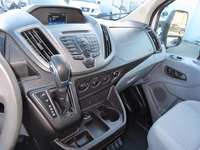 2019 Ford Transit Cutaway 350 HD Box