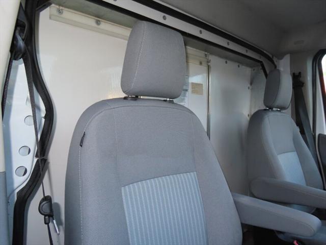 2019 Ford Transit Cutaway 350 HD Box