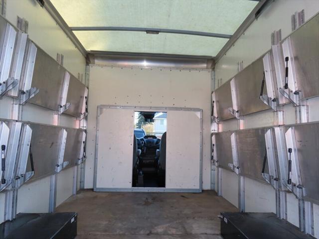 2019 Ford Transit Cutaway 350 HD Box