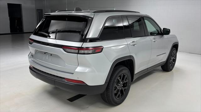 2026 Jeep Grand Cherokee Altitude 4x4