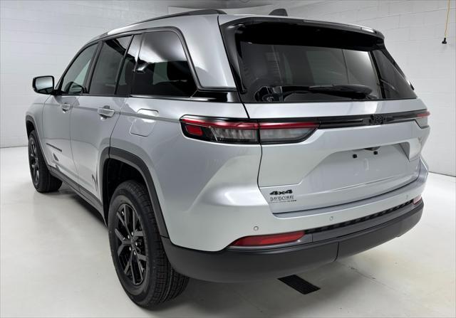 2026 Jeep Grand Cherokee Altitude 4x4