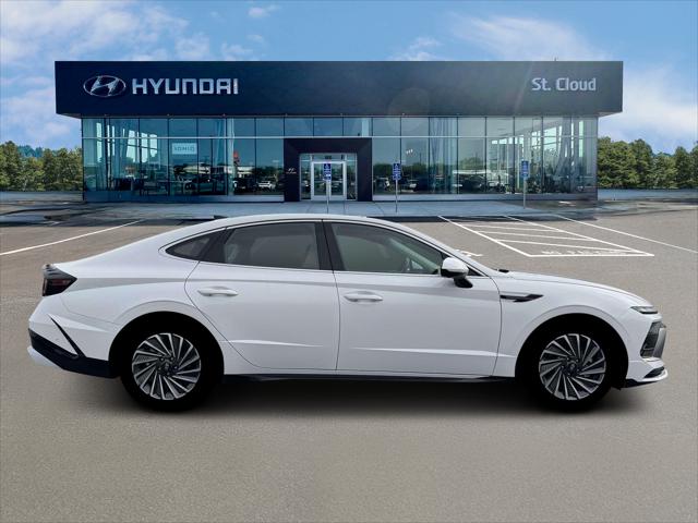 2026 Hyundai Sonata Hybrid Limited