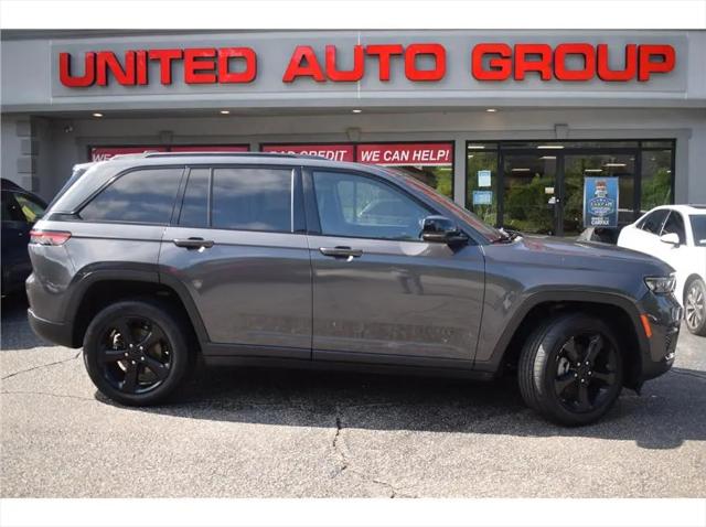 2023 Jeep Grand Cherokee Altitude 4x4 for sale in Putnam, CT