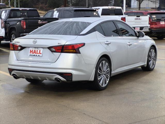 2023 Nissan Altima SL FWD