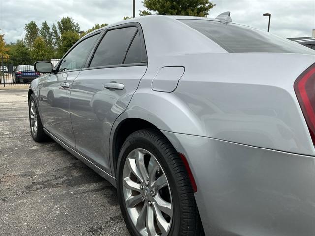 2015 Chrysler 300 Limited
