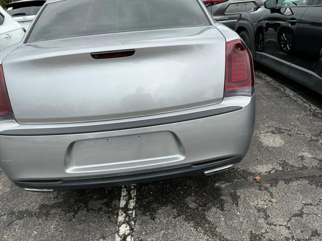 2015 Chrysler 300 Limited