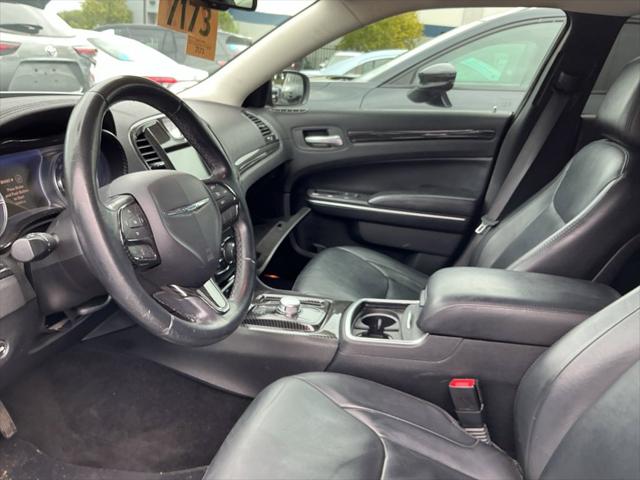 2015 Chrysler 300 Limited